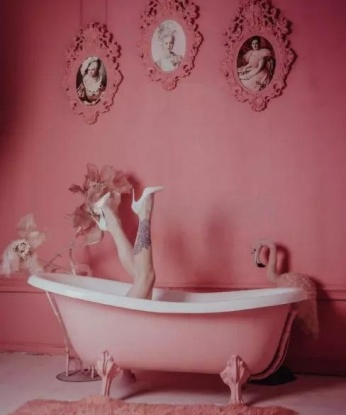 Со мной ты сможешь раскрыть все свои фантазии и насладиться чарующими моментами. Мой опыт в области интимных удовольствий гарантирует тебе незабываемые ощущения. Я профессионалка в своем деле и всегда заботлюсь о своих клиентах. Позволь себе расслабиться и отдаться в руки искусной любовницы. У нас будет прекрасное время вдали от повседневности. Смотри мои фотографии, читай отзывы о моей работе и не медли, давай встретимся уже сегодня! #индивидуалка #проститутка #Москва #экспертвудовольствии. 882, 22 года